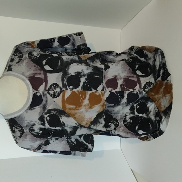 True Religion Men's  "Kaleidoscope Print"  Size XXL - Picture 1 of 9
